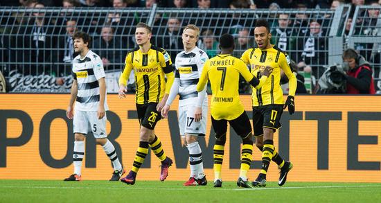 大发体育官方网站 : 三人20+马刺客场不败 考神