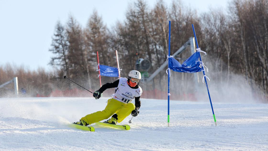 精英滑雪联赛首站成人组集锦