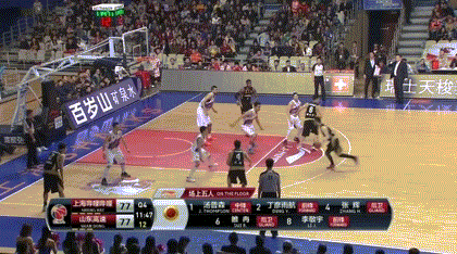 张兆旭找不到球了...