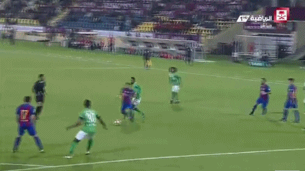 拉菲尼亚单骑闯关