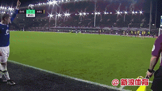 终场前，埃弗顿完成反超