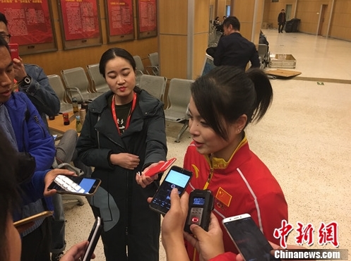 吴敏霞宣布退役后接受媒体采访。汤琪 摄