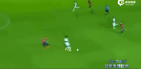 不转身直接送出致命传球