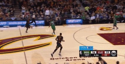 3记铁掌震克城!最低调全明星正面追身帽詹皇