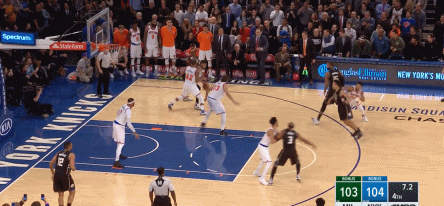 666!字母哥压哨后仰中投绝杀(gif)