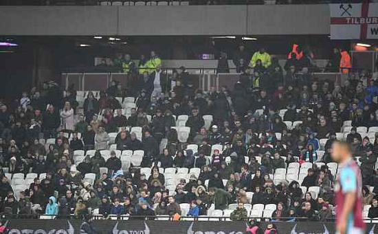 西汉姆球迷提前退场