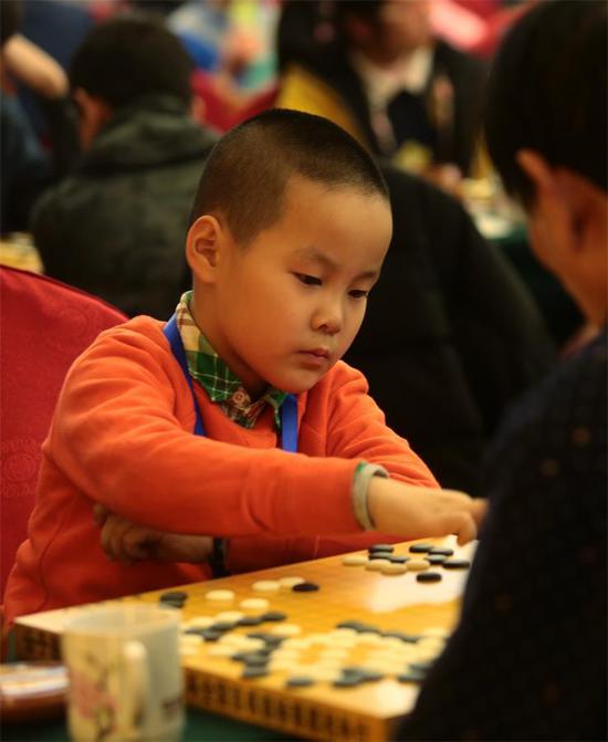 轻松复盘的小孩子