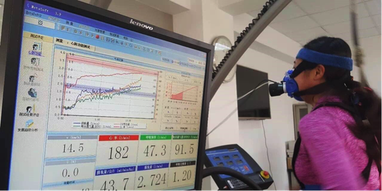 比特能量公益跑团测评:无法高强压缩的跑步训