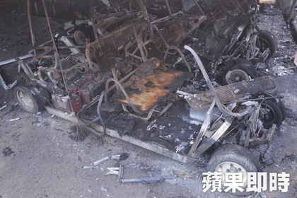 球车烧到只剩骨架