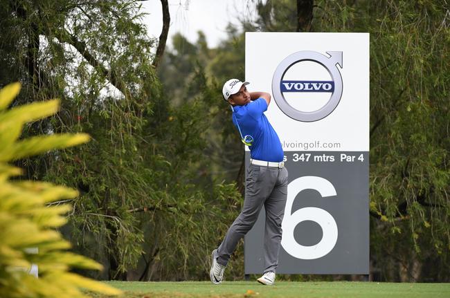 香港业余高尔夫球锦标赛冠军莱昂-迪索萨首次