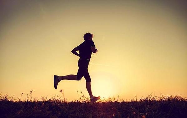 合理的饮食作息时间 健身效果事半功倍