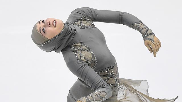 阿联酋美女参加花滑比赛