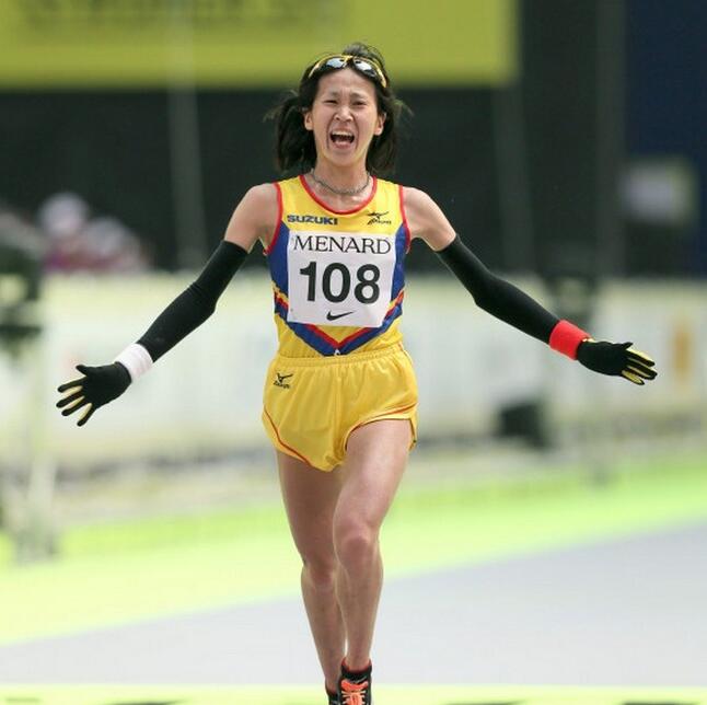 小将2:21创女子首秀纪录 名马跑出日本史上第