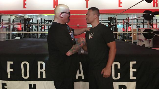 天兵将登摔跤狂热大赛