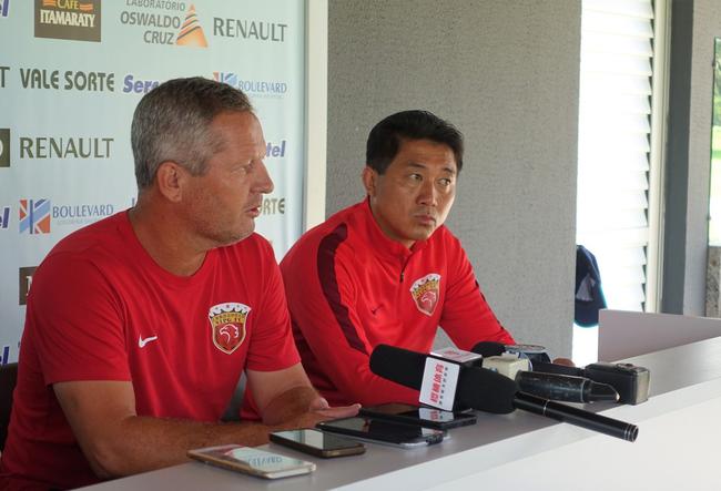 樱桃体育携手上港俱乐部打造U18梯队巴西青训