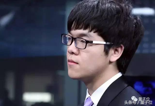 Ke Jie (image inlined from n.sinaimg.cn) Ke Jie