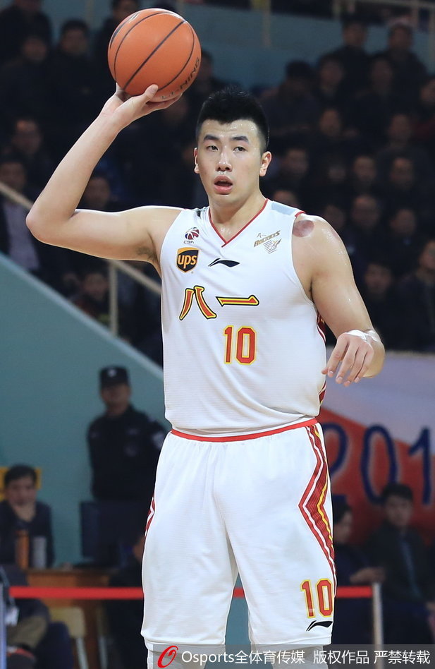 CBA各技术统计榜出炉 一人竟独占两榜冠军_C