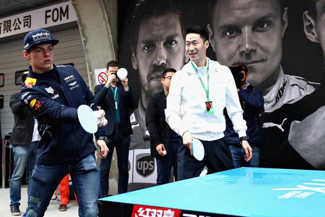 神发车逆袭登领奖台 F1中国站奥地利红牛闪耀