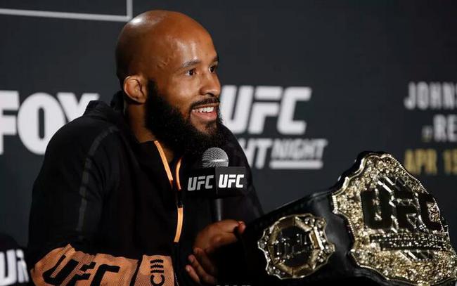 拳击搏击 ufc终极格斗冠军赛 正文   ufc中国讯 上周末,"大力鼠"