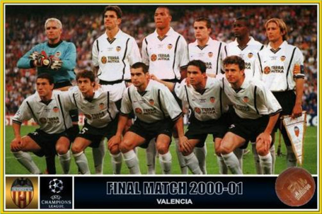 2000-01赛季欧冠决赛的蝙蝠军团