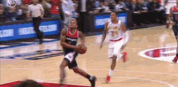 【影片】空中被撞飛!最硬對決再生衝突 多人混戰4人吃T-Haters-黑特籃球NBA新聞影音圖片分享社區