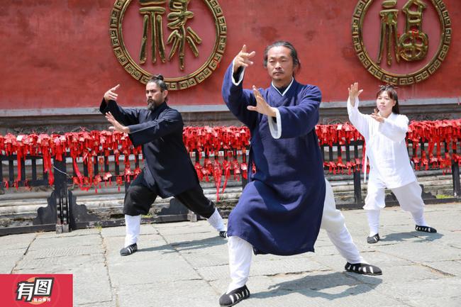周超视点:关于武术的几个真相 文化就批评不得么