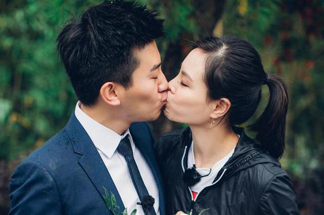 秦凯吴敏霞婚纱照_何姿秦凯婚纱照(3)