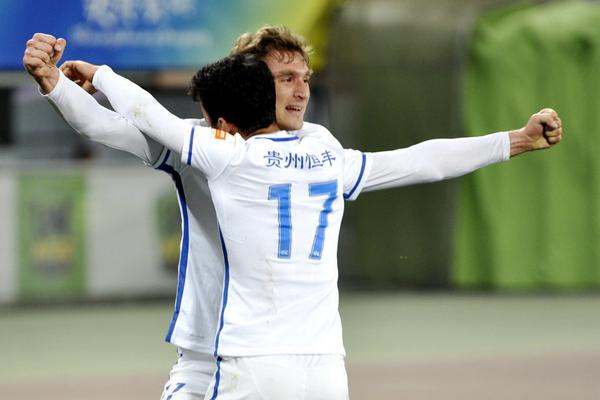 黑藍配色酷不酷？杜克大學球員上腳球隊專屬KD 18 PE！