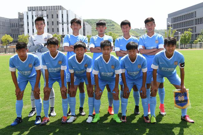 中捷国际青少年足球友谊赛今日在南京大学举行