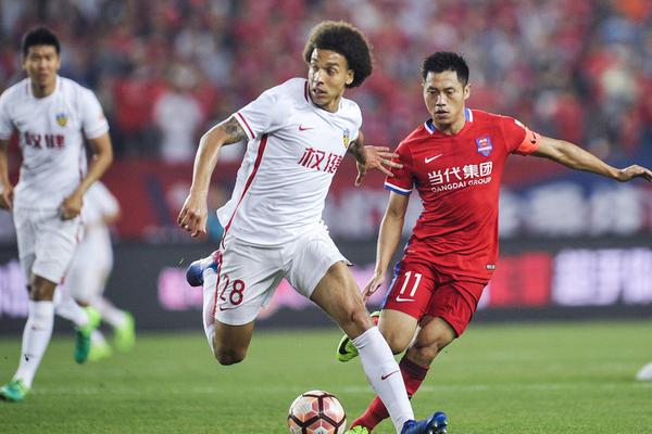 [流言板]美记：詹姆斯从未要求交易，谣言是想得到他的球队传出的