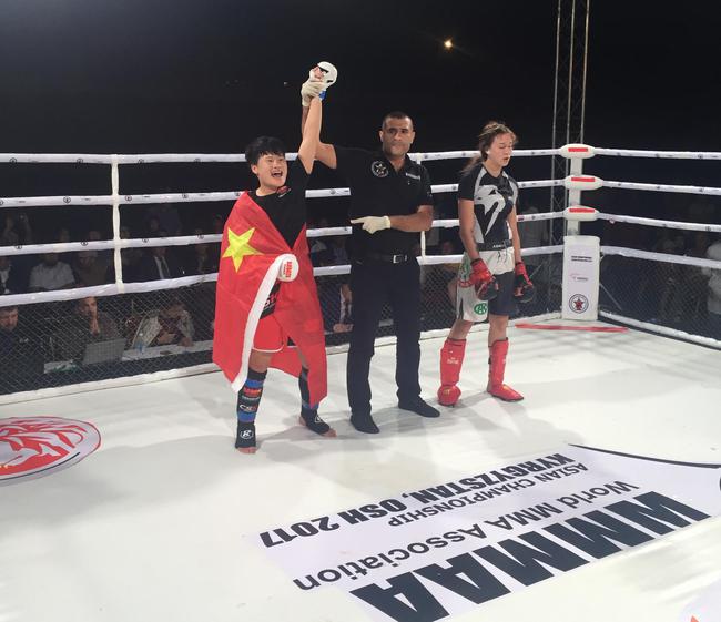 mma女子内衣格斗赛