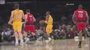 马努微微一笑:这招我们早玩过(gif)_nba_新浪竞技风暴_新浪网