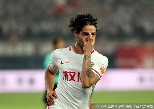 帕托:会记得这刻的激情澎湃 权健是伟大的球队