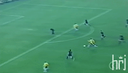 巴西巴萨的性感鬼才!助大罗封神的男人(gif)