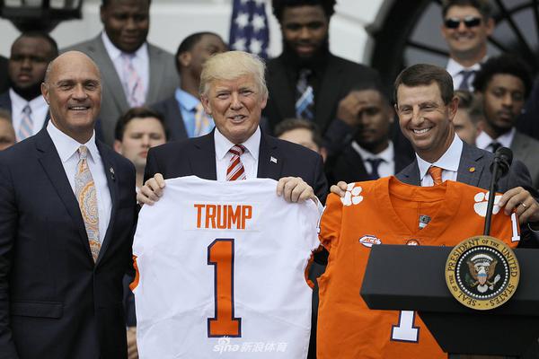 万博全站manbetx英超狼队