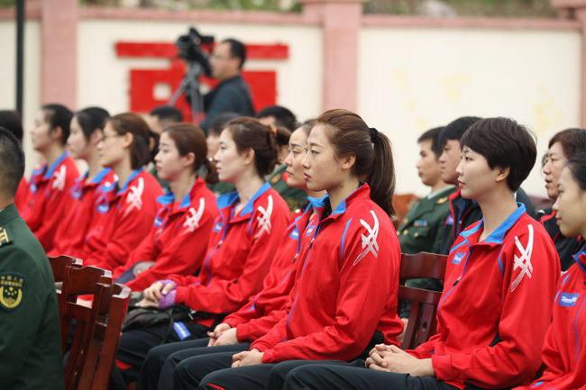 八一女排返回北京备战联赛 政委:将全力调整队伍