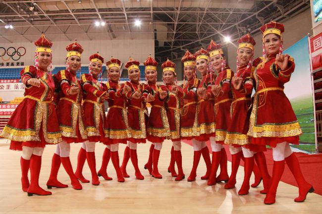 2017年全国广场舞大赛首站在乌兰察布开赛_综