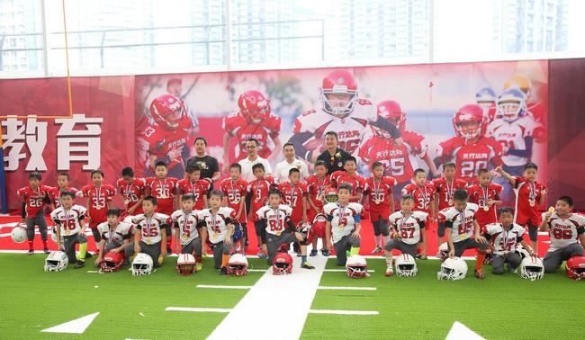 青少年橄榄球培训如火如荼 深圳杭州多地开花