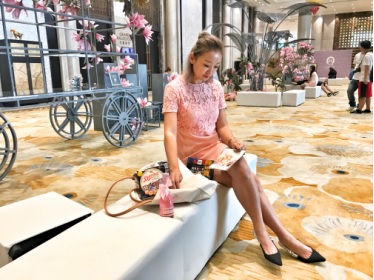结缘多特美女中国老板 红人陈黎亮相秦凯何姿婚礼