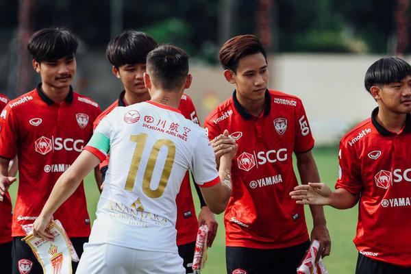 [流言板]誰能終止？三連敗的快船明日將客場對陣四連敗的黃蜂