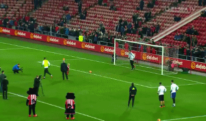 在英超征战了17年的老江湖今天泣不成声