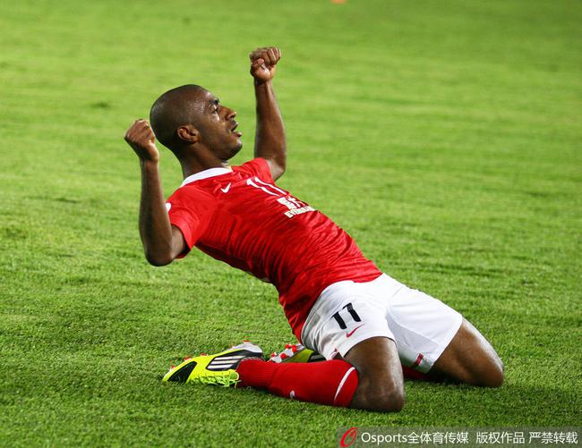 穆里奇离开恒大后足迹遍东西亚 再难现广州辉