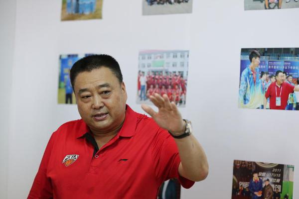范埃克塞爾：KD是關(guān)鍵球員 但我不會為他而送出杰倫