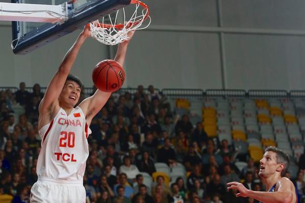 哥倫比亞18歲球員賽場突發暈厥離世，百萬富翁俱樂部停訓致哀