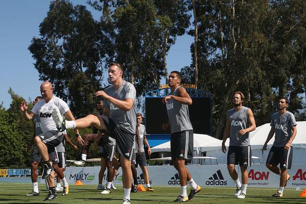 弗格森宣布退休