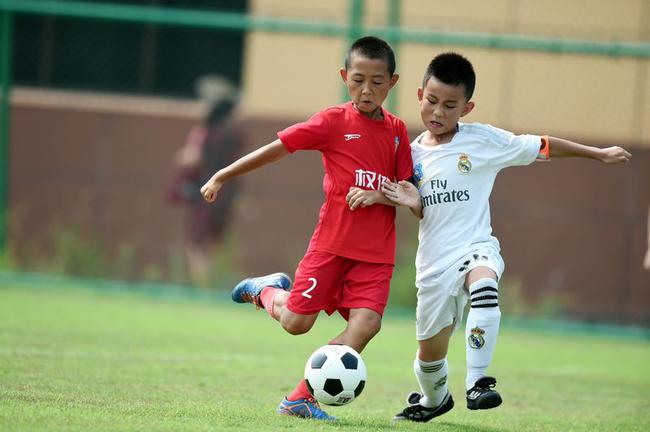 共享青春盛宴! 权健杯全国青少年足球邀请赛开