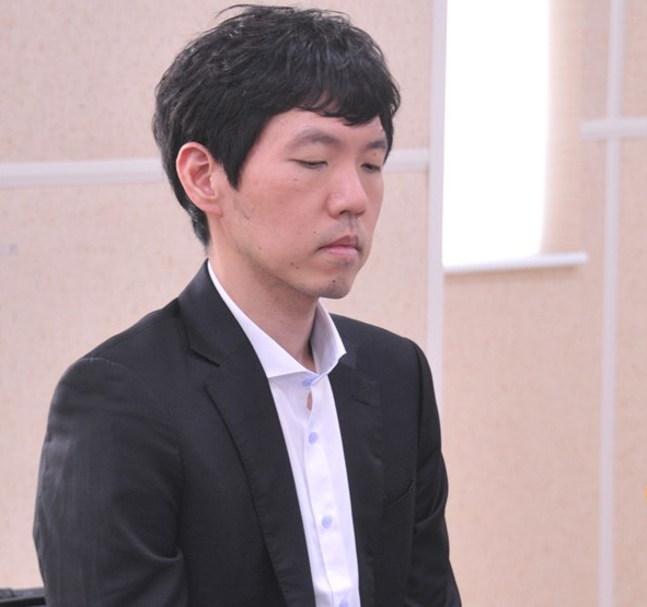 李昌镐展示巅峰官子水平