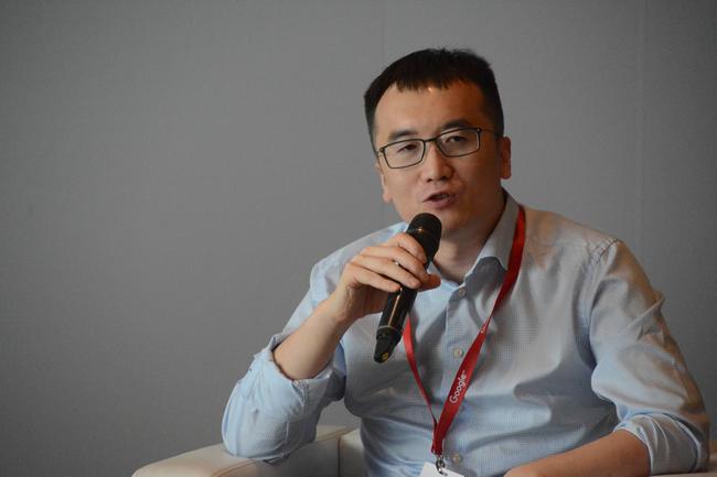 Google 大客户部行业总经理邓辉