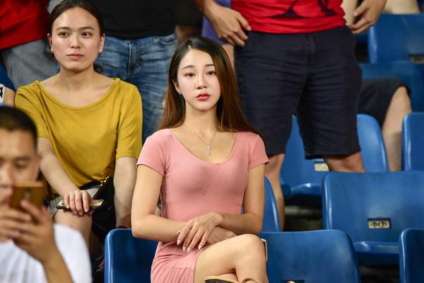 [流言板]火记：奥科吉三分命中率52.2%，不得不佩服斯通的这笔签约