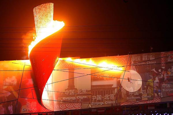 内特·罗宾逊-乐鱼app(leyu)官方网站-乐鱼官网